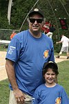 Stewart and Leah Lane at the Artist and Writer's Annual Softball game in Easthampton on 8-21-04.  photo by Rob Rich copyright 2004 516-676-3939  robwayne1@aol.com