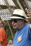 Bert Sugar at the Artist and Writer's Annual Softball game in Easthampton on 8-21-04.  photo by Rob Rich copyright 2004 516-676-3939  robwayne1@aol.com