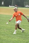 Roy Scheider at the Artist and Writer's Annual Softball game in Easthampton on 8-21-04.  photo by Rob Rich copyright 2004 516-676-3939  robwayne1@aol.com